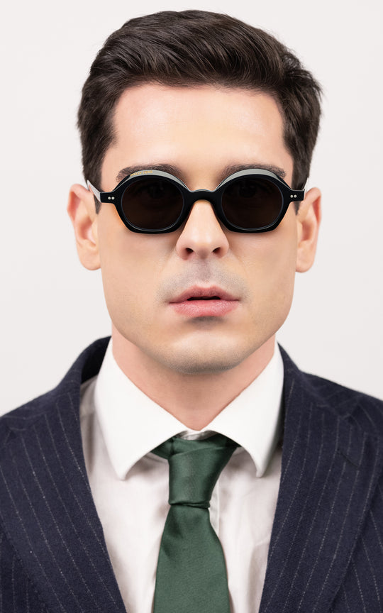 De Gooyer Windmill / Black + Dark Black Lens - Enzo Attini