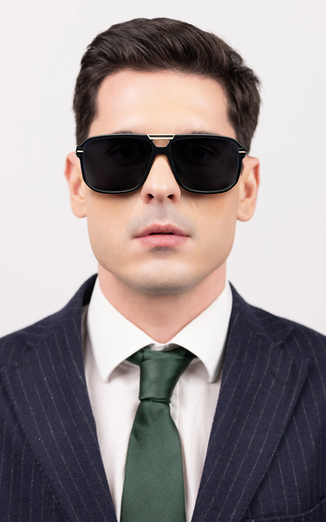 Val d'Orcia/ Black & Gold Color + Dark Black Lens - Enzo Attini