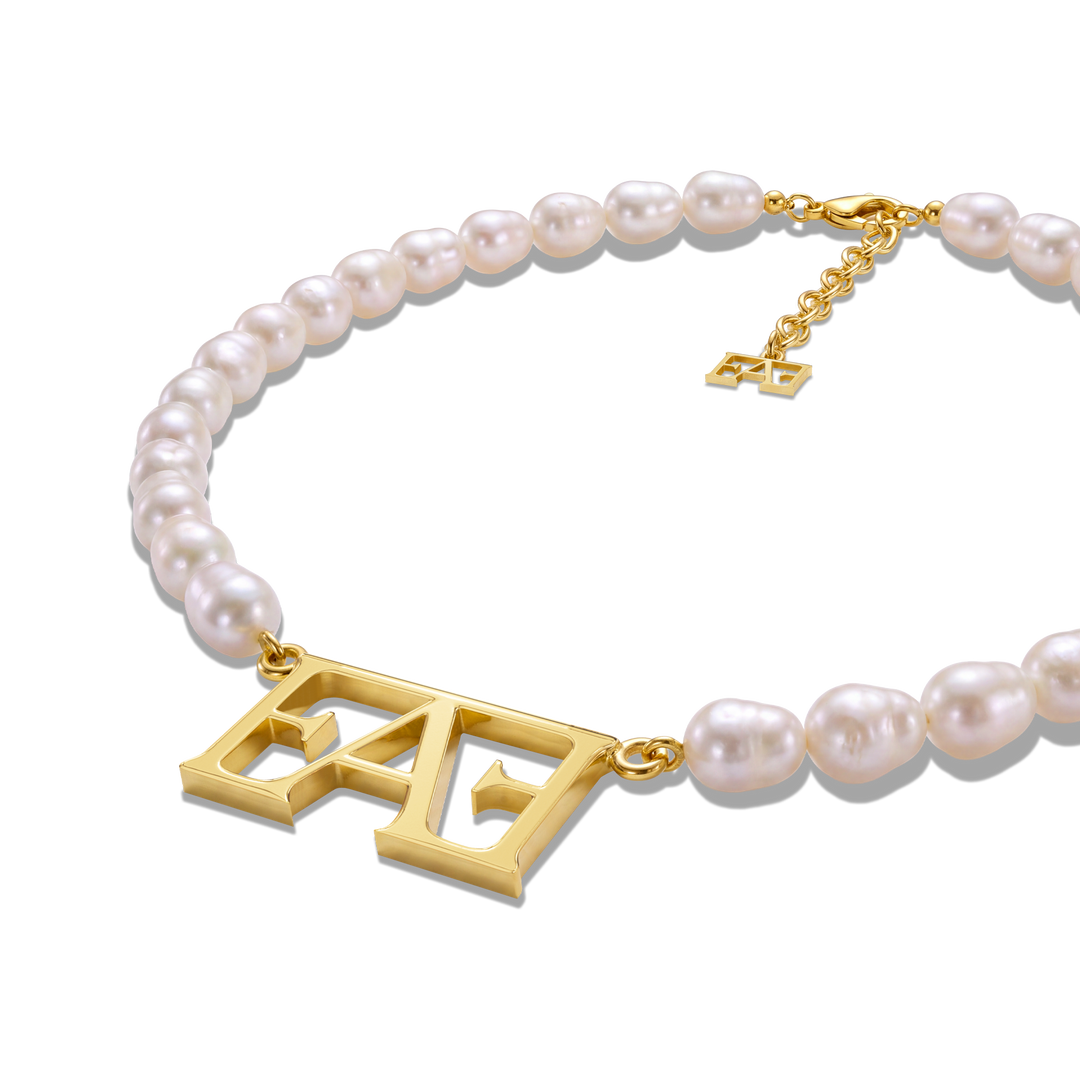 Statement Pearl Necklace / Varëse.