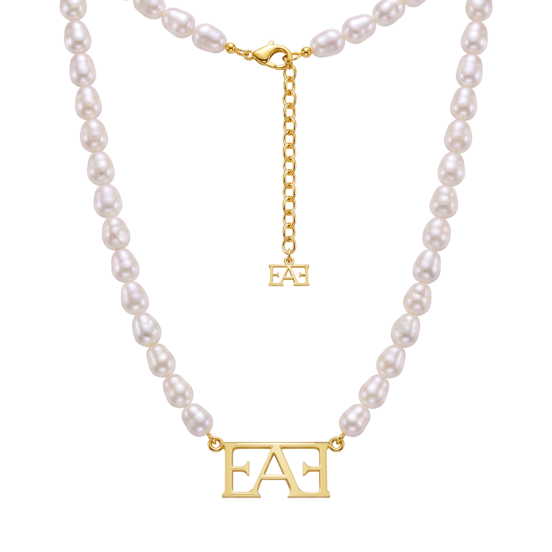 Statement Pearl Necklace / Varëse.