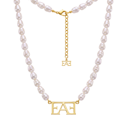 Statement Pearl Necklace / Varëse.