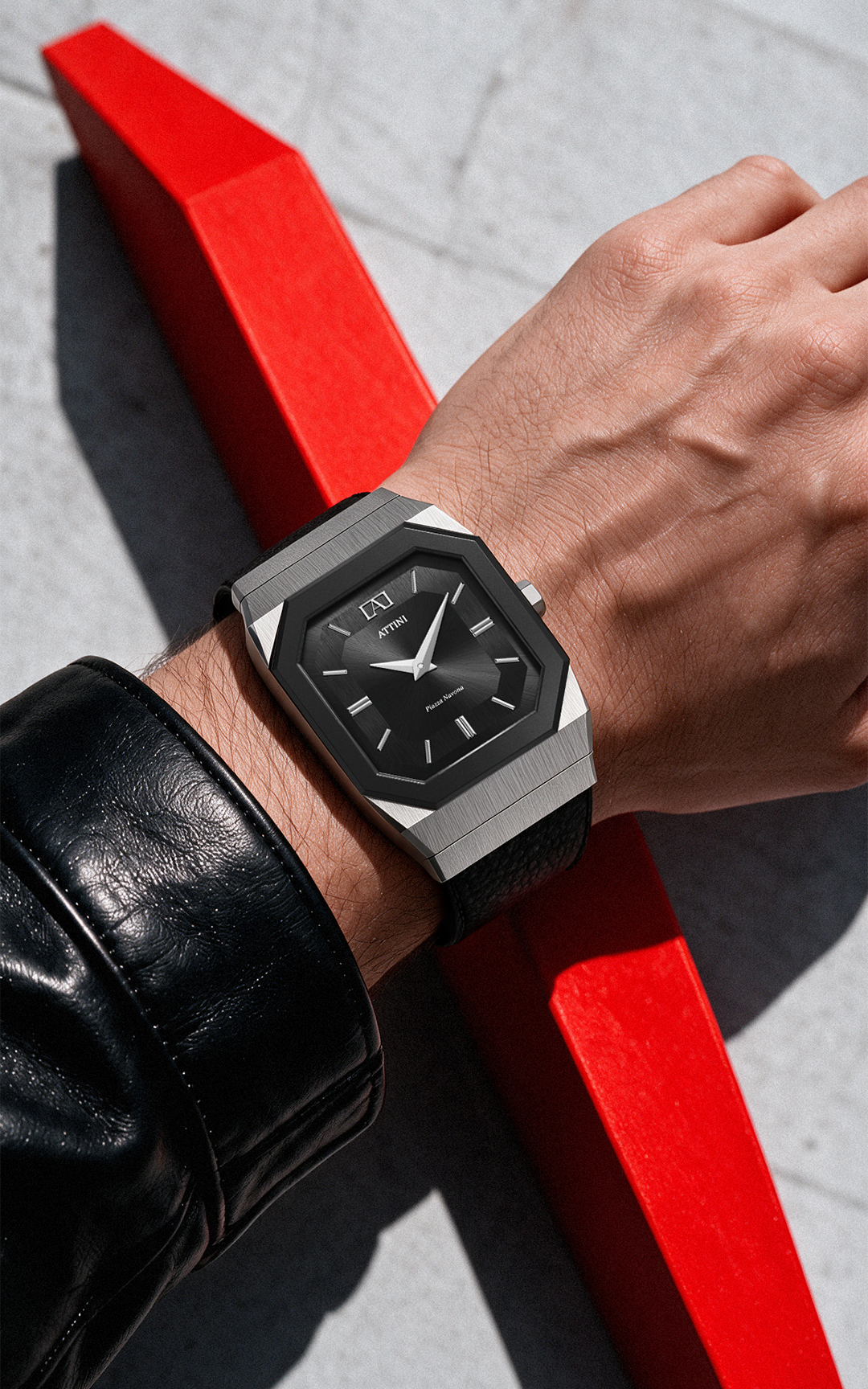 ATTINI - Piazza Navona, Roma / Leather Strap, Black Color, Swiss Parts, 37