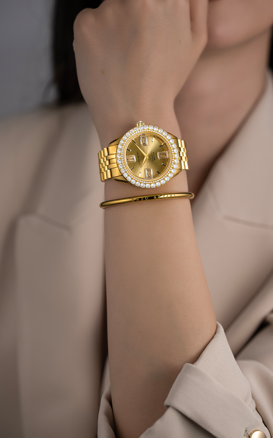 Val d'Orcia Automatic / President Bracelet, Gold Color, Swiss Movement.