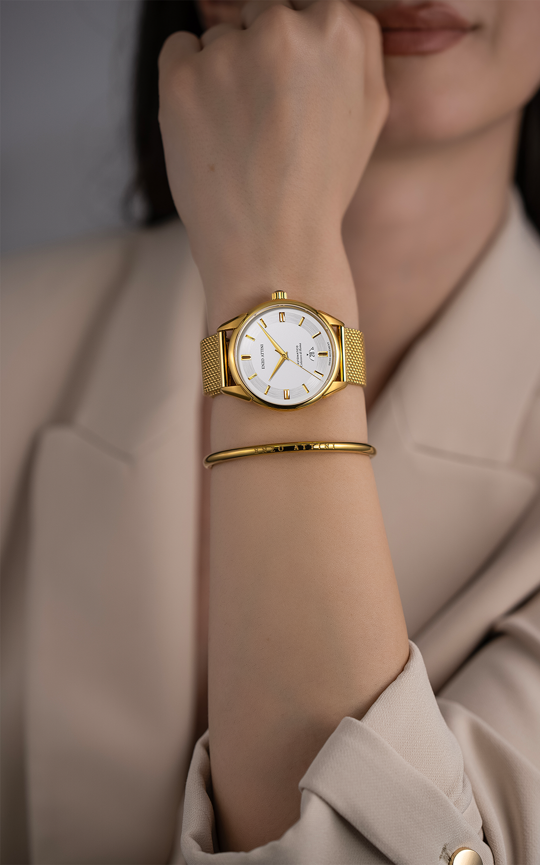 Colosseo di Roma Automatic / Mesh Strap, Swiss Movement.
