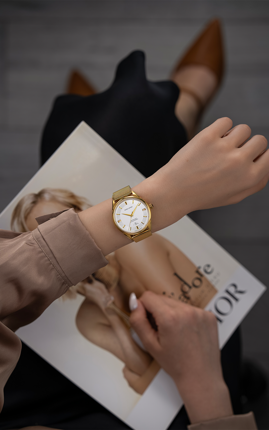 Colosseo di Roma Automatic / Mesh Strap, Swiss Movement.