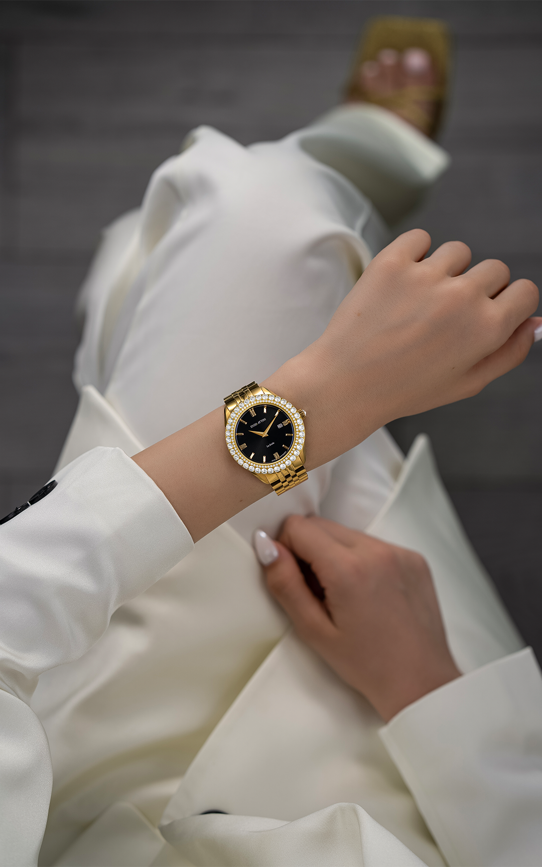 NEW La Scala / President Bracelet, Gold Color, Swiss Movement.