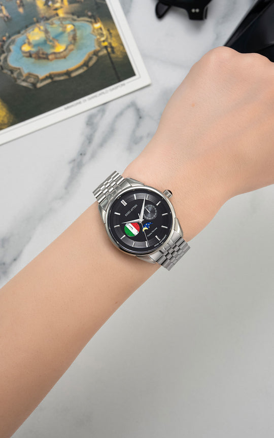 Piazza Navona, Roma /  President Bracelet, Silver Color, Swiss Movement.
