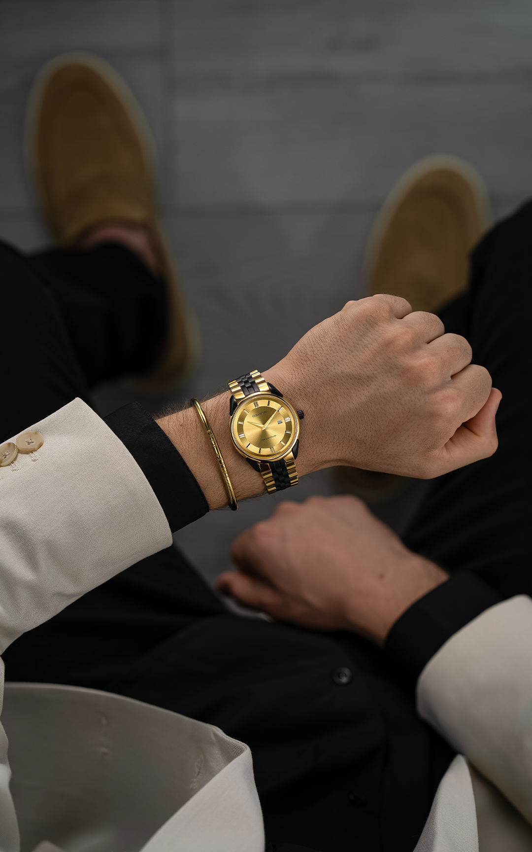 NEW Piazza del Duomo, Milano / President Bracelet, Gold & Black Color, Swiss Movement