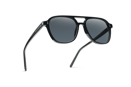 Piazza del Duomo / Black + Dark Black Lens.