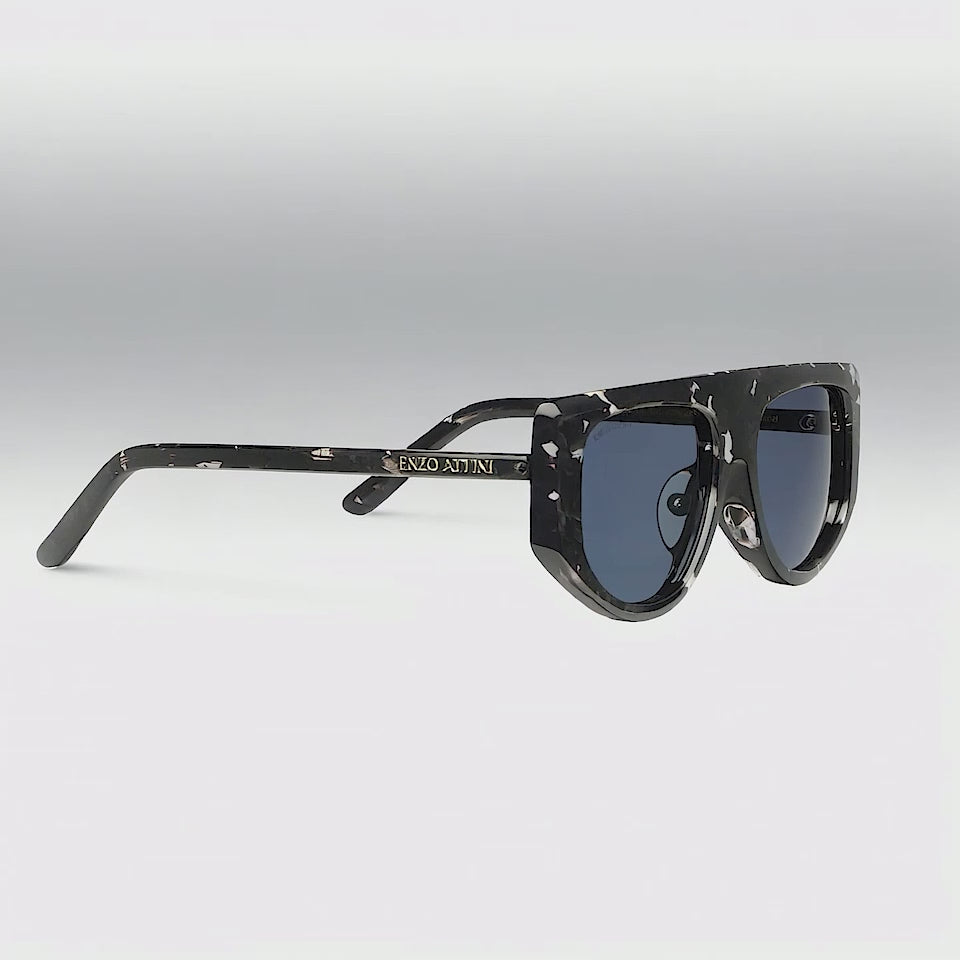 Van Gogh Museum /   Dark Black Lens.