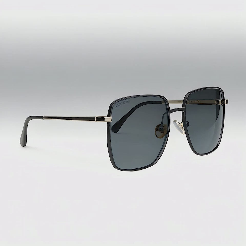 Charles Bridge / Black & Gold Color + Dark Black Lens.