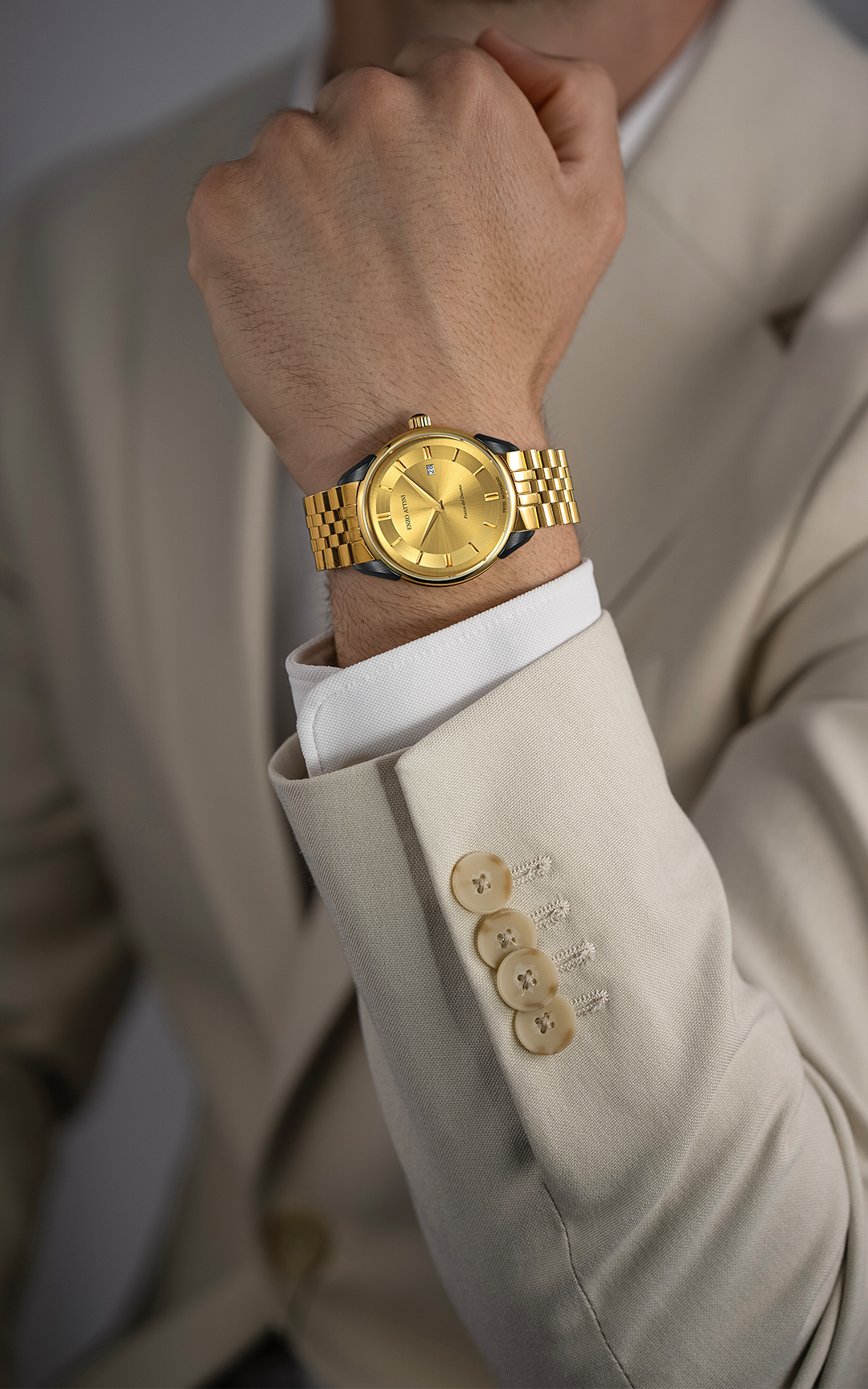 NEW Piazza del Duomo, Milano / President Bracelet, Gold Color, Swiss Movement